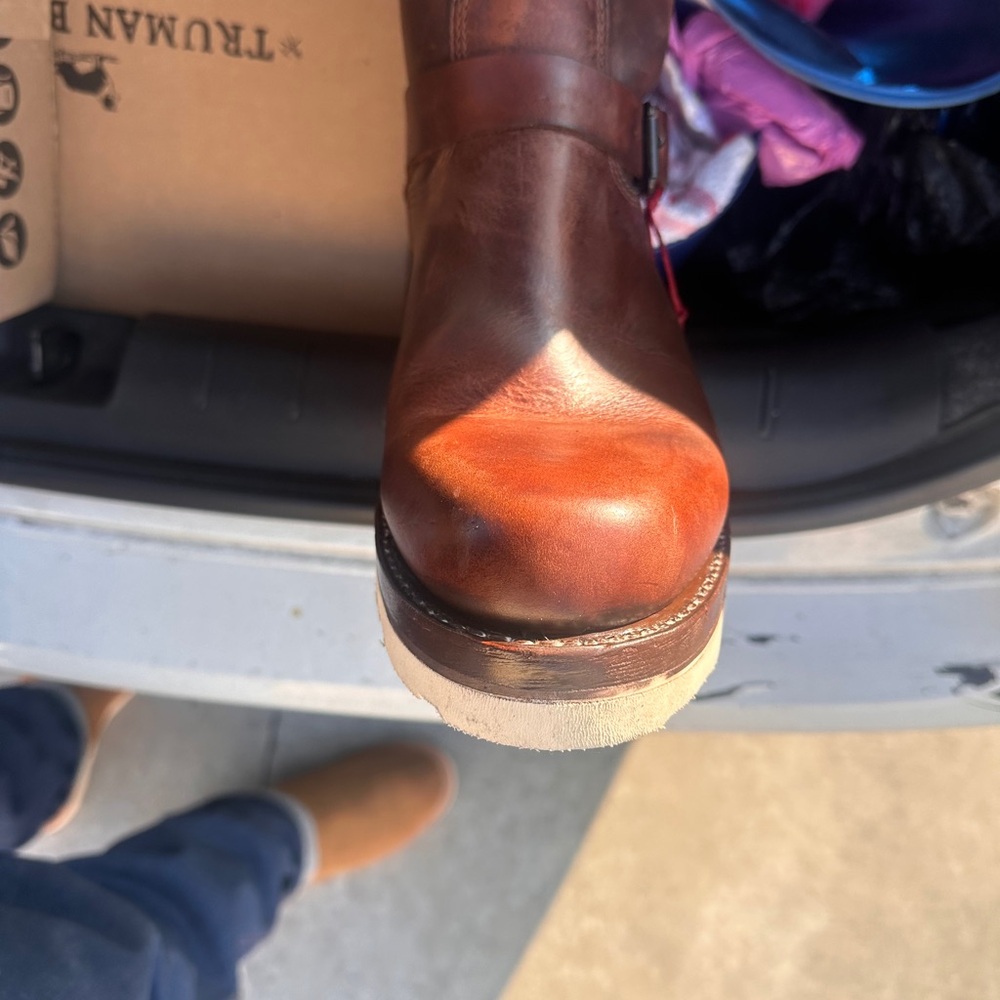 Men's Brown Leather Frye engineer boots made in USA. High quality leather.